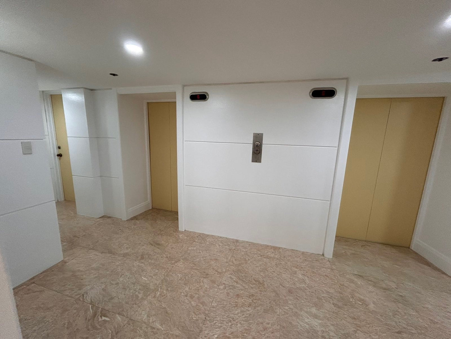 3BR at Apartment Ridge Twin Towers, Makati | 25th Floor