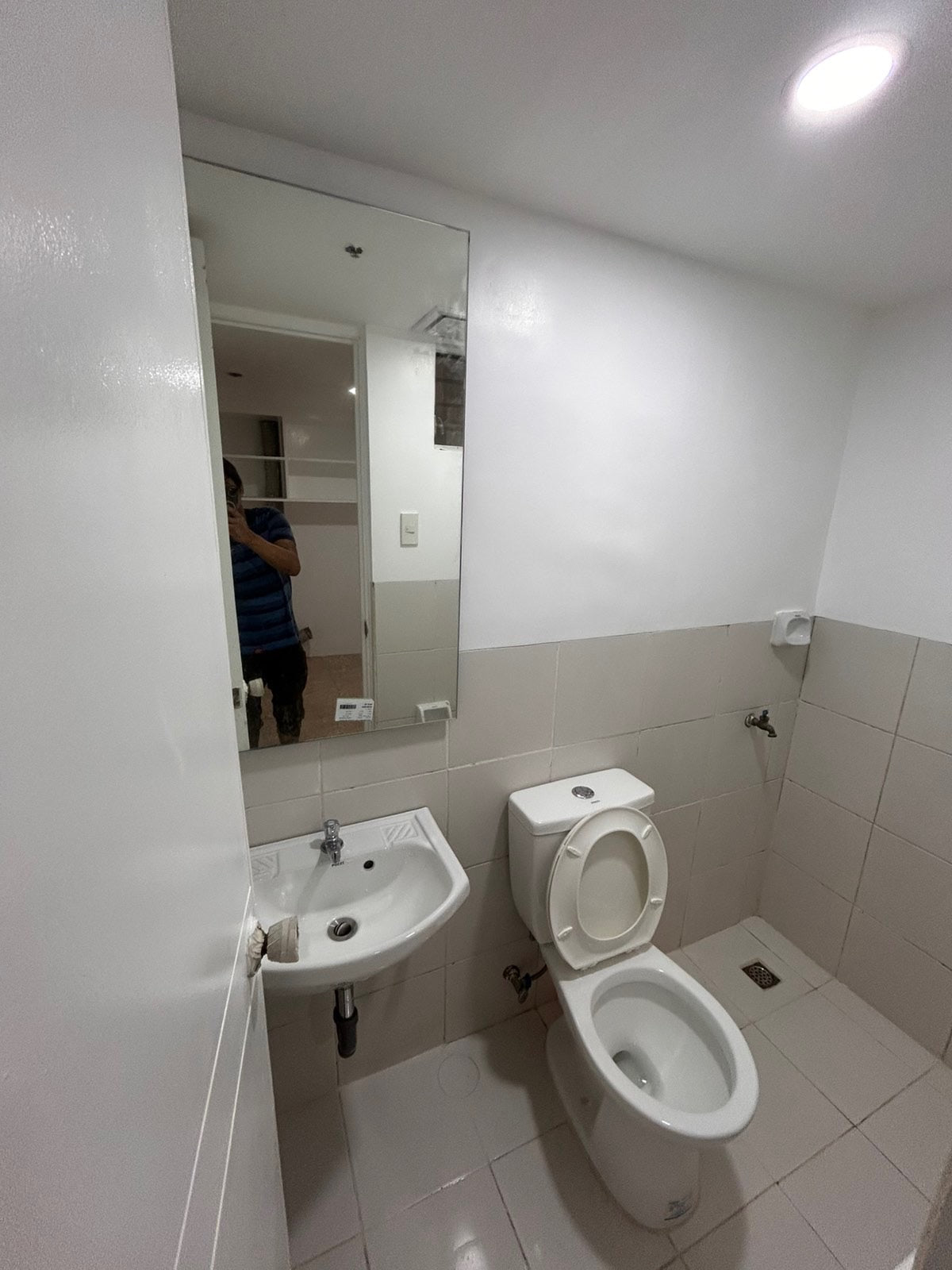 3BR at Apartment Ridge Twin Towers, Makati | 25th Floor