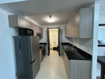 1BR at BGC One Maridien, facing Terra Park