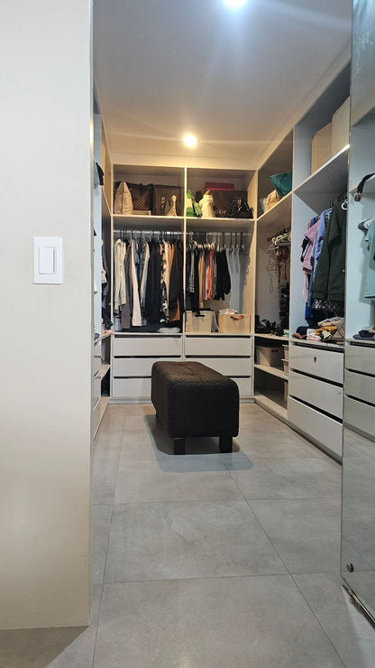 Spacious 2-Storey, 5 Bedroom Smart Home in BF Homes Parañaque