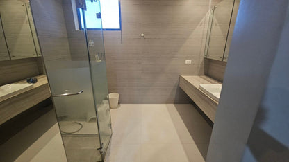 Spacious 2-Storey, 5 Bedroom Smart Home in BF Homes Parañaque