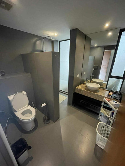 Spacious 2-Storey, 5 Bedroom Smart Home in BF Homes Parañaque