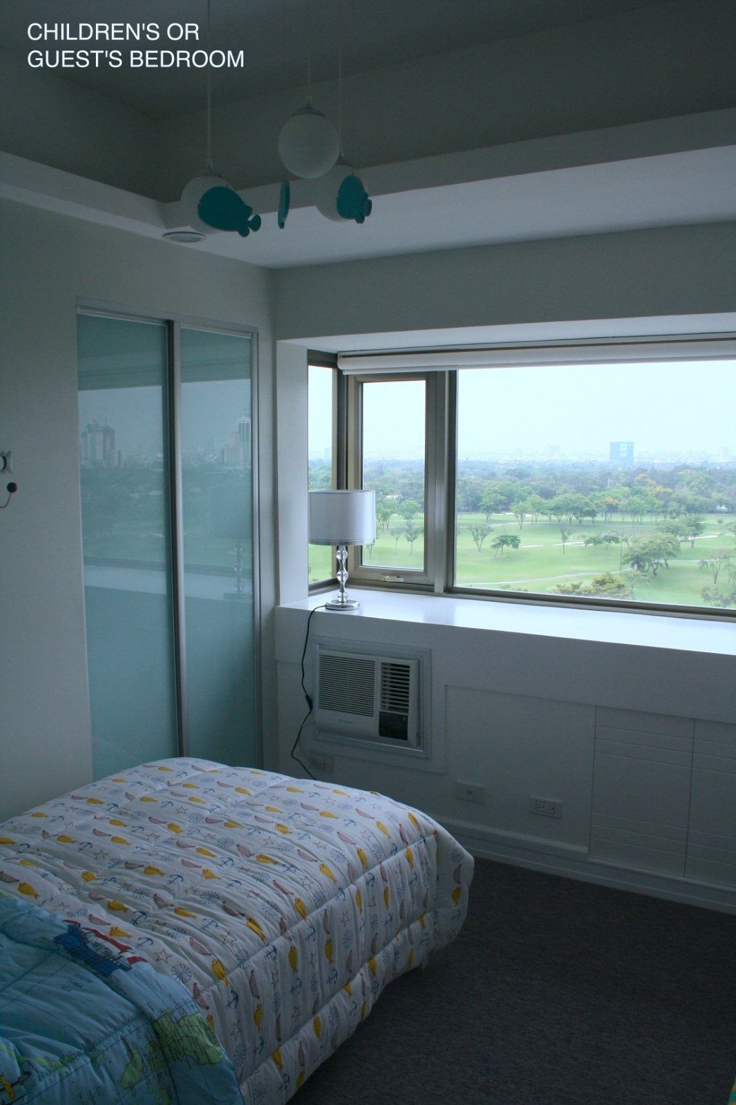 2BR Unit at Forbeswood Parklane facing Golf Course